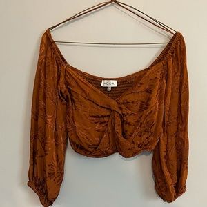 M dark burnt orange crop top floral